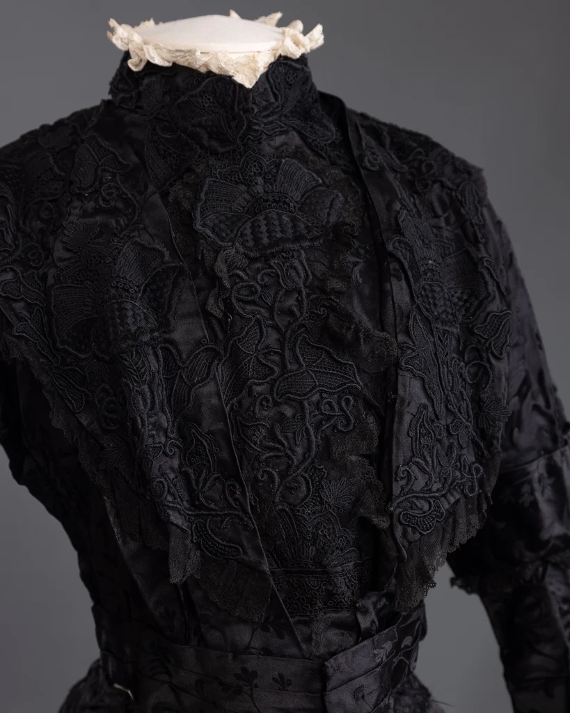 2009-28-14 and -15 (5)